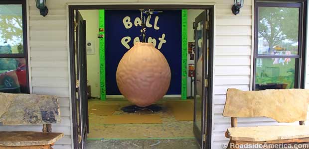 31 Weird Pit Stop Attractions In The U.S | Outdoorsy 31 Weird Pit Stop Attractions In The U.S | Outdoorsy