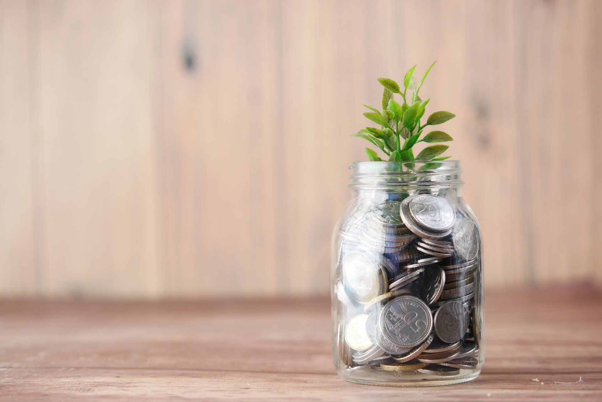 Tips For Cutting Costs (Without Cutting Fun) On An RV Vacation