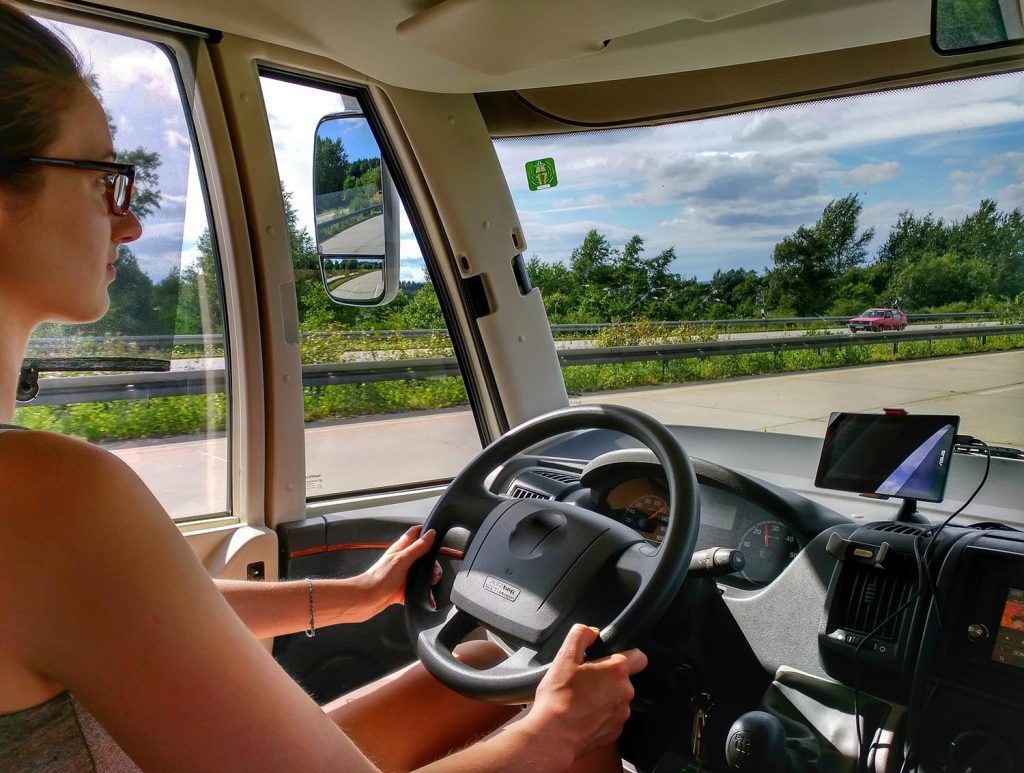 Photo Tripping America - Best RV Shows - Outdoorsy