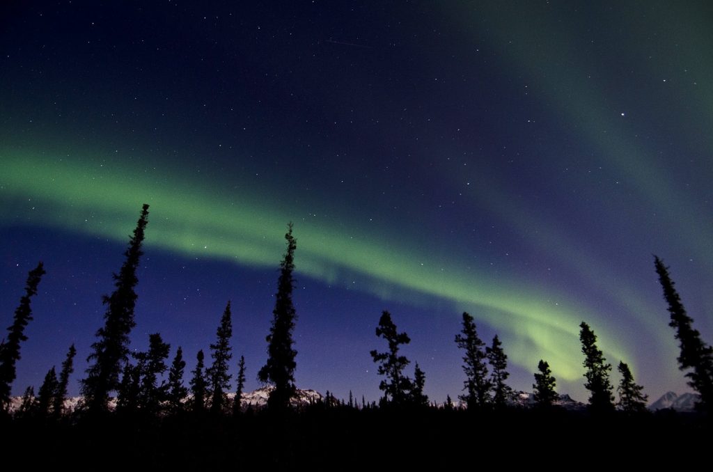 Photo Tripping America - Aurora Borealis - Outdoorsy