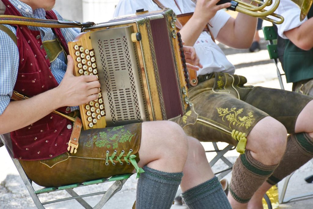 Photo Tripping America - Oktoberfest - Outdoorsy