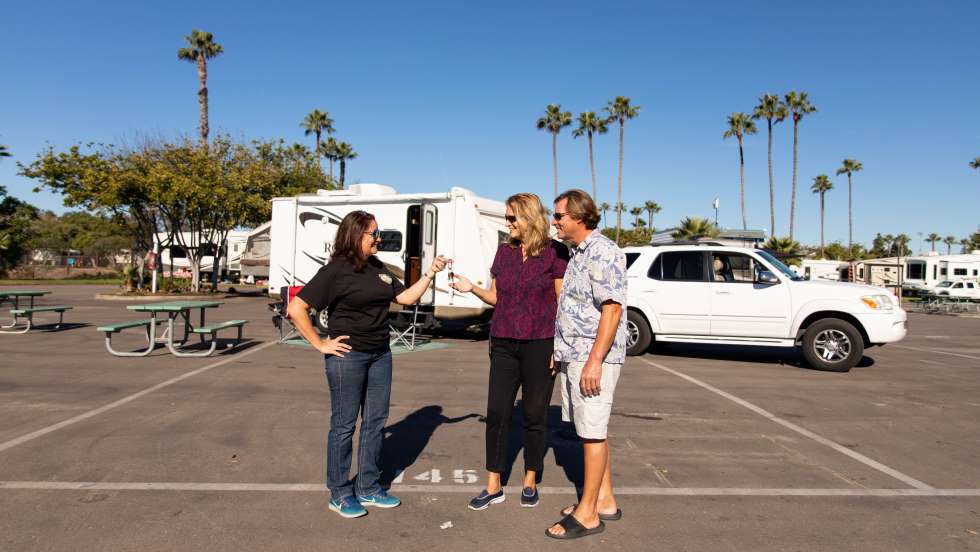 cheap vacation ideas, summer drive in an RV across California, places to go in California in an RV during the summer, RV travel in California during the summer, best places to visit in California in an RV during the summer, things to see in California in an RV during the summer, RV travel in California during the summer, cheap family vacation ideas, summer vacation spots in California, vacation spots in California, cheap vacation spots