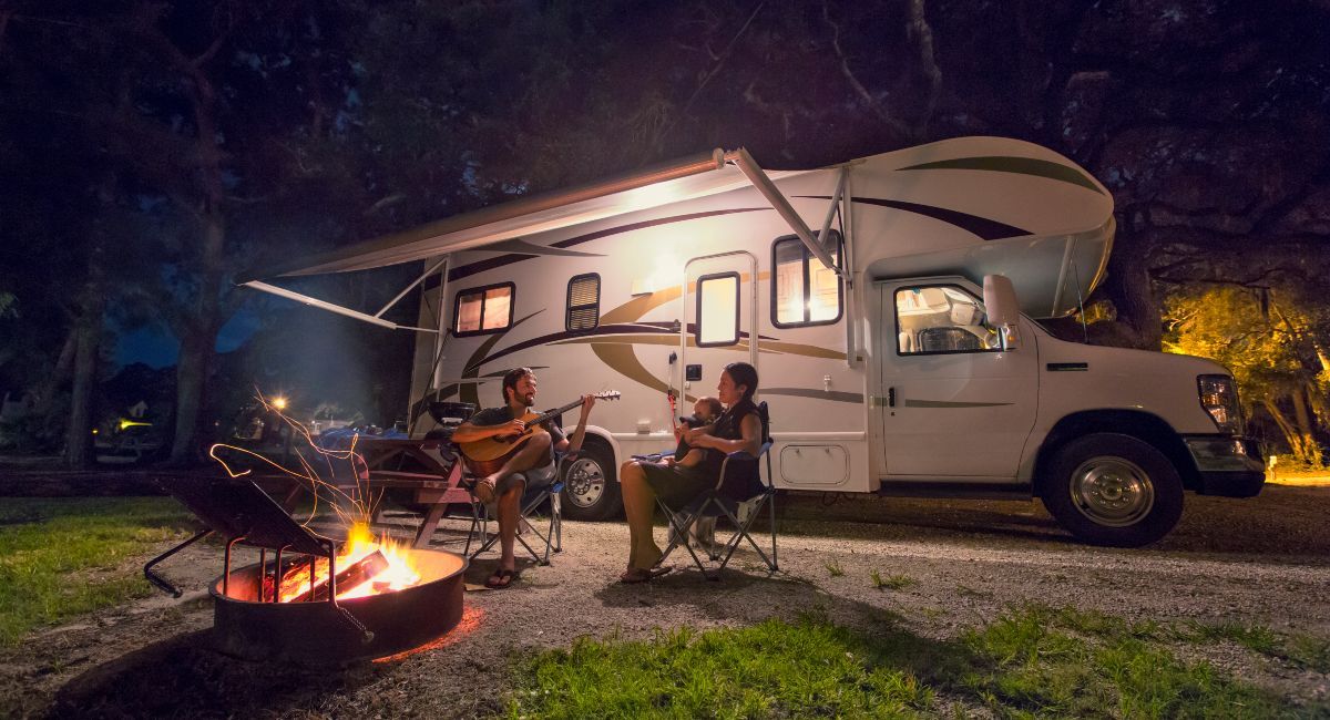 Yellowstone RV camping: how to plan your summer trip