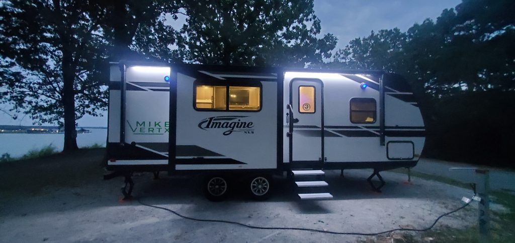 RV for rent near San Diego
