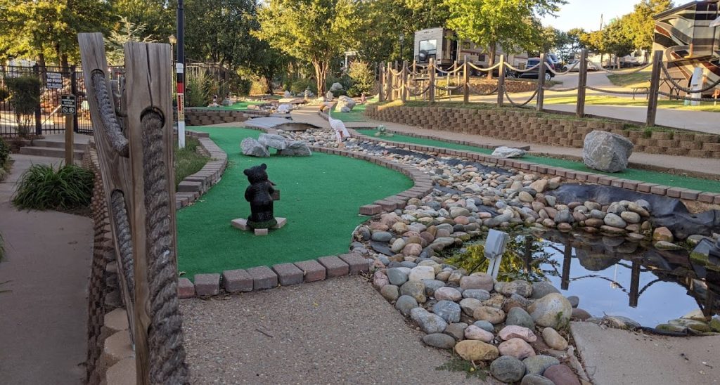 Twin Fountains RV Park