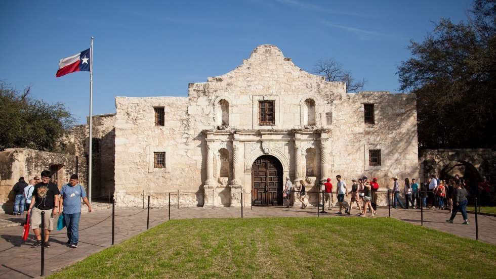cheap vacation ideas in Texas, best summer vacation spots in Texas, summer drive across Texas in an RV, places to go in Texas in an RV during the summer, RV travel in Texas during the summer, best summer vacation spots in Texas, Texas RV summer vacation, best places to visit in Texas in an RV during the summer, cheap vacation spots, to see in Texas in an RV during the summer, cheap family vacation ideas, things to see in Texas in an RV during the summer