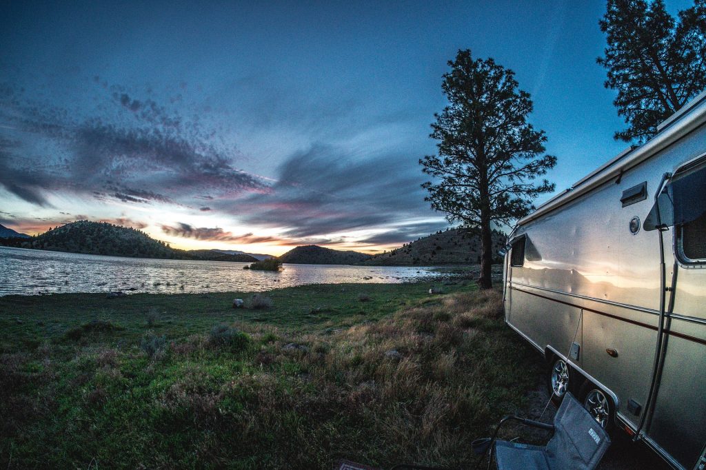 Photo Tripping America - Secure - Airstream on a Lake - Outdoorsy