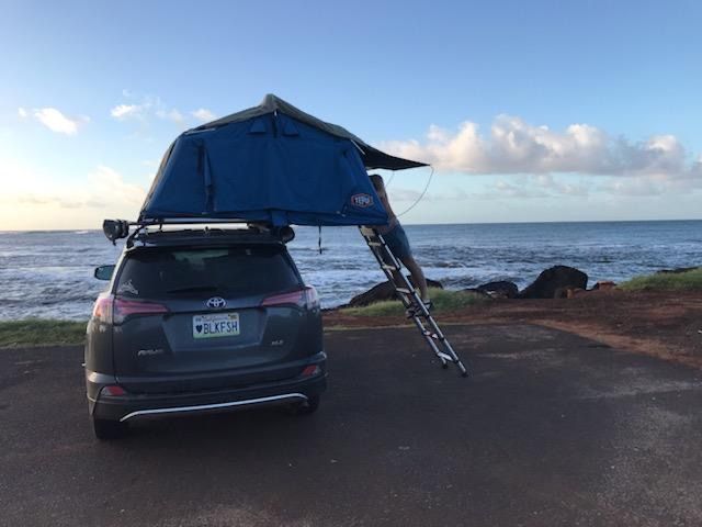Roof tent on a Hawaii beach