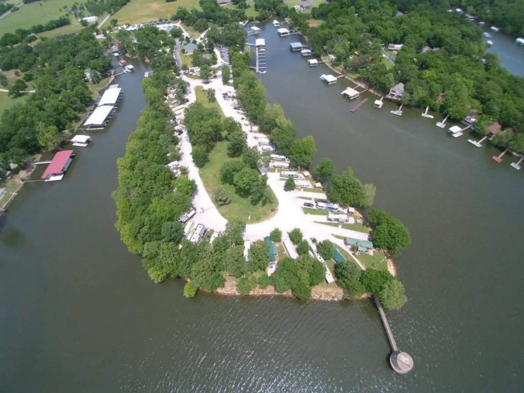 Water's Edge RV Park
