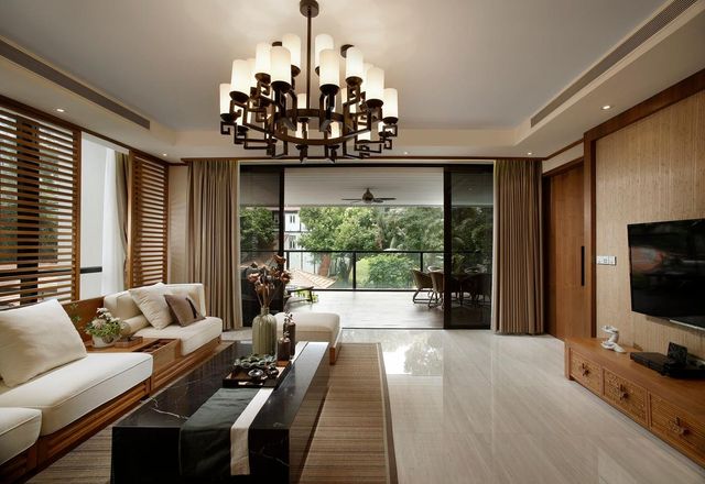 Reignwood Hamilton Scotts interior photo 4