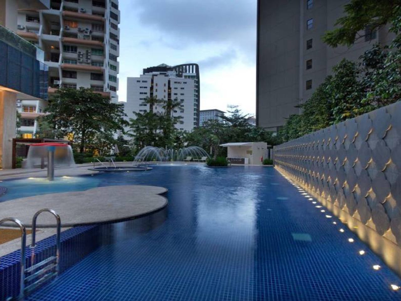 The Ritz-Carlton