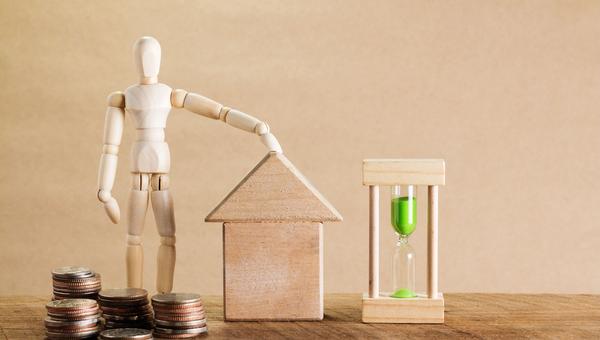 When is the best time to sell a house?