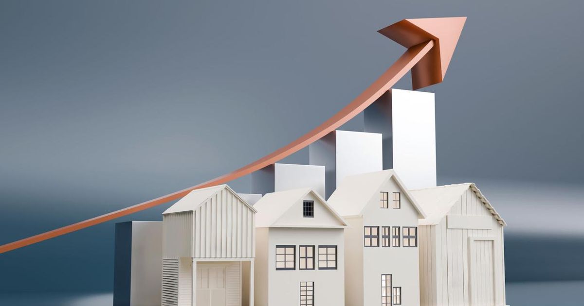 How Does Inflation Impact House Prices?