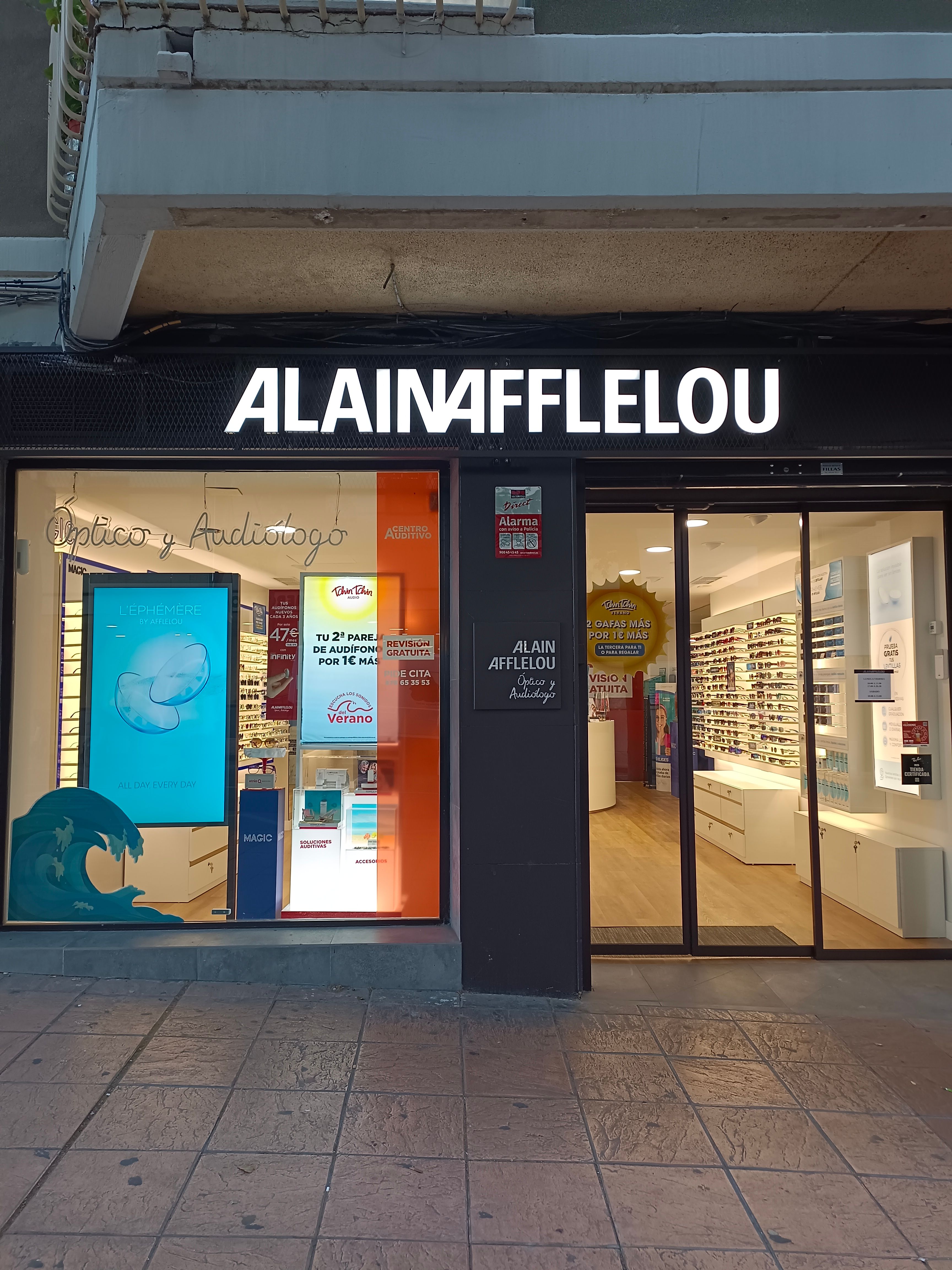 Fachada del centro auditivo Alain Afflelou Sobrarbe en Zaragoza