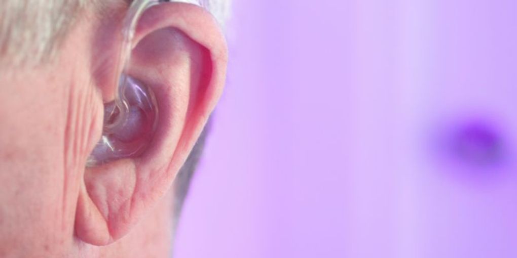 ayudas para comprar audífonos en andalucia