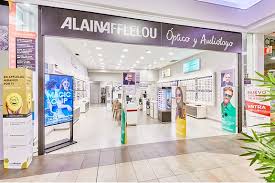 Centro auditivo Alain Afflelou en Carrefour San Juan de Aznalfarache (Sevilla).