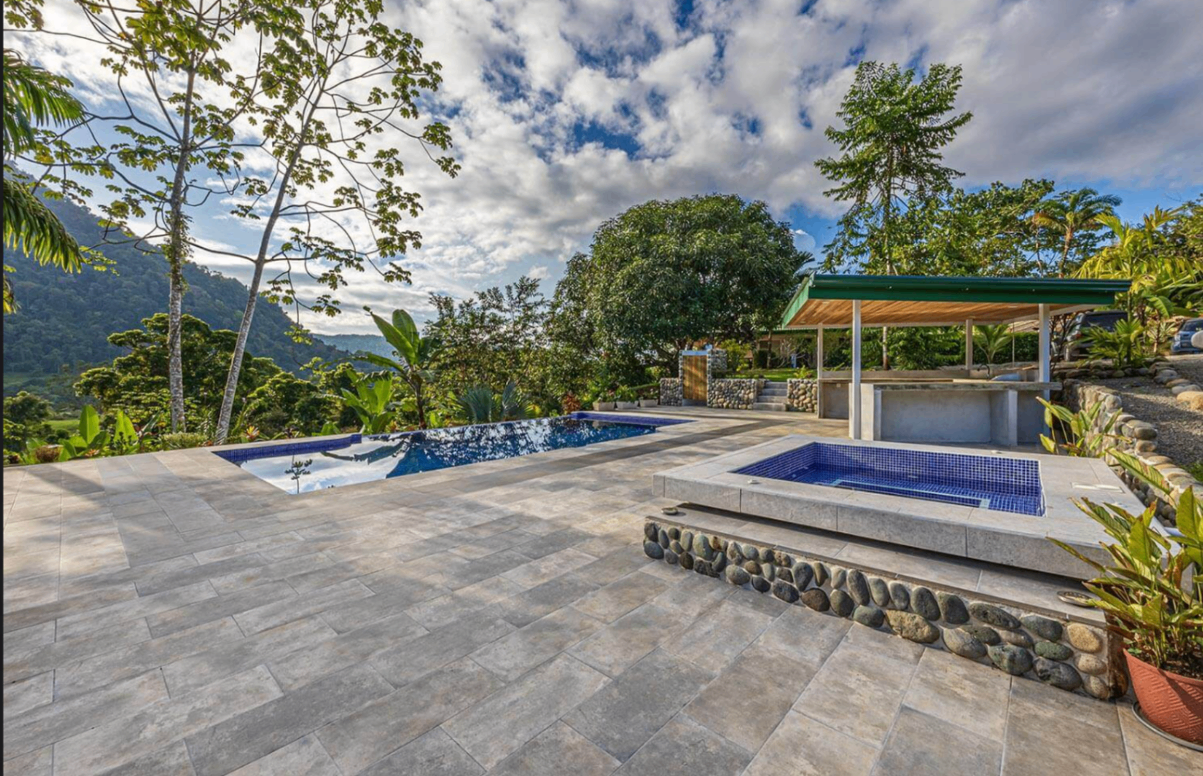 Finca Hermosa