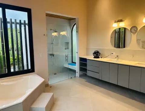 La Casa de Las Mujeres