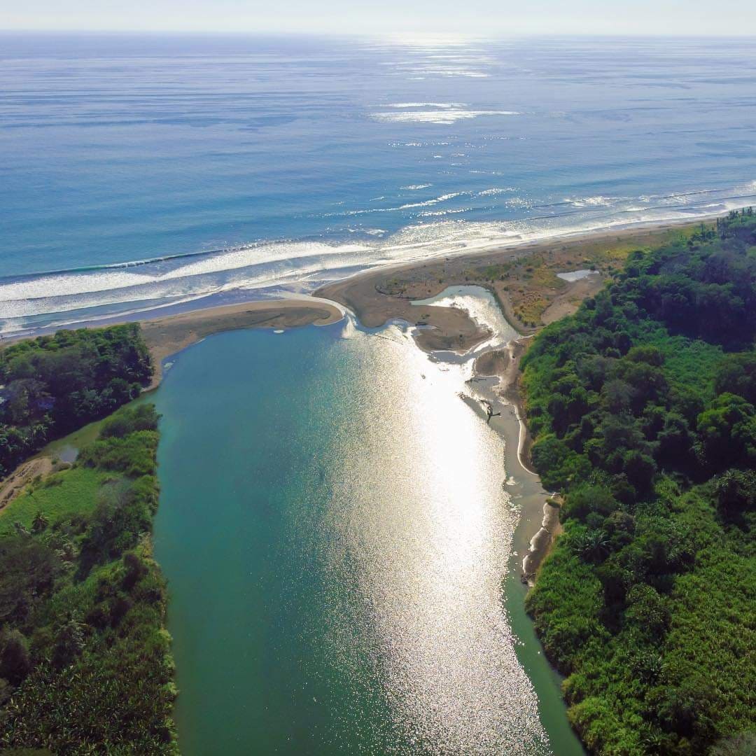 River time at the Barú River mouth