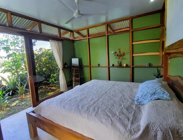 Casa Laurel