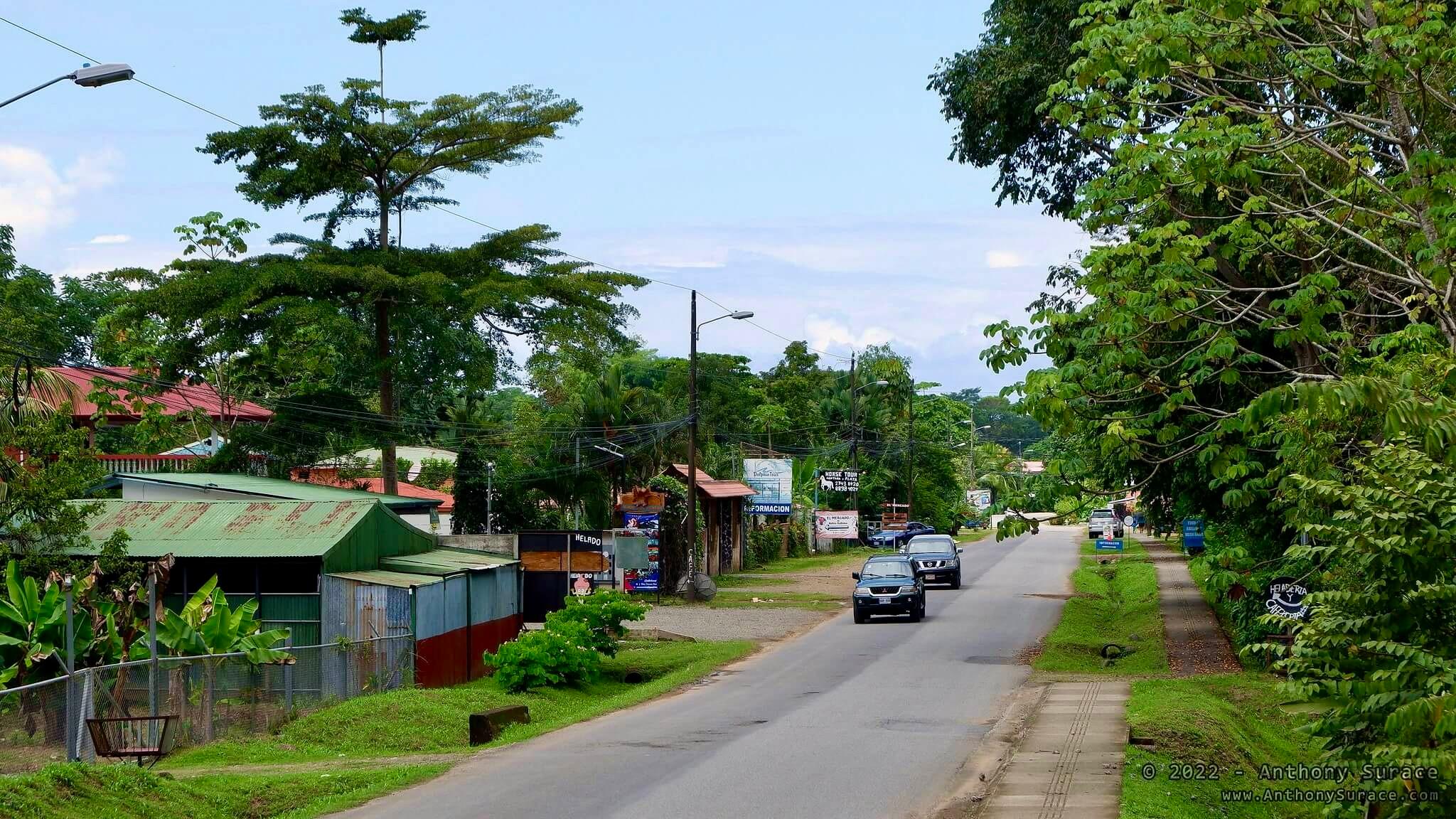 streets of uvita costa rica