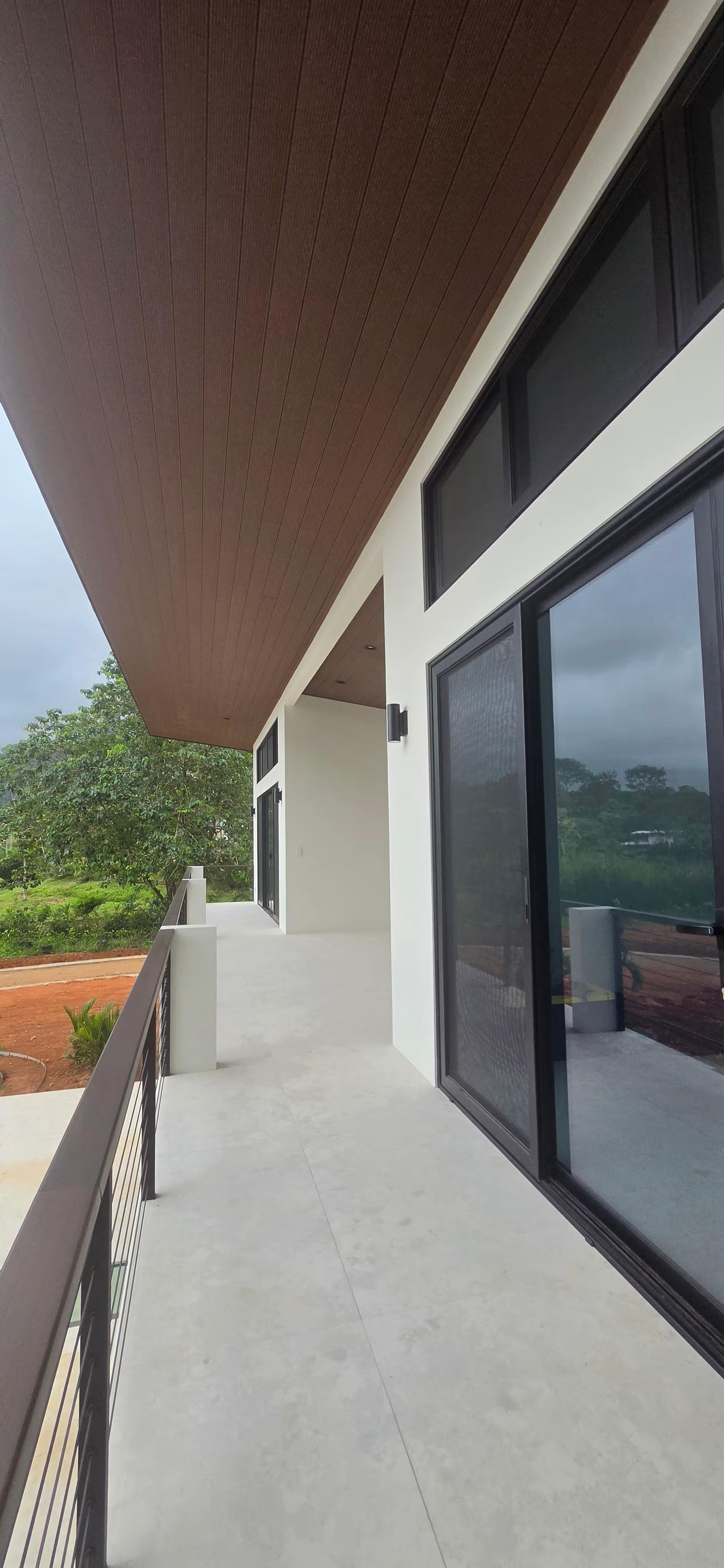 Villa Serena: Tropical Modern Retreat in Ojochal