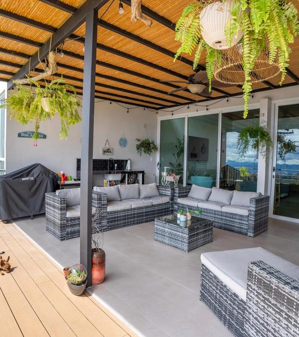 Furnished Mountain View Home for Rent in Condominio El Roble, Grecia