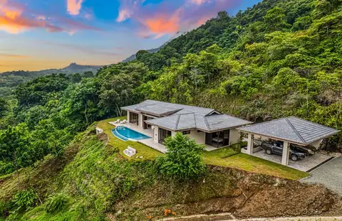 Jungle home in Ojochal Costa Rica