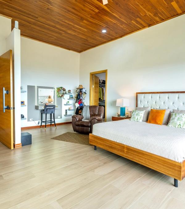 Furnished Mountain View Home for Rent in Condominio El Roble, Grecia
