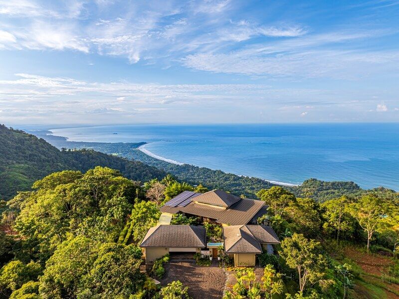Moving to Costa Rica: Your Complete Guide to a New Life Abroad