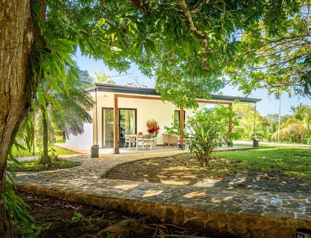 Casa Tierra y Casa Meditacion