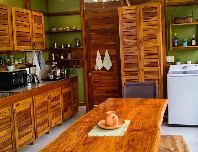 Casa Laurel