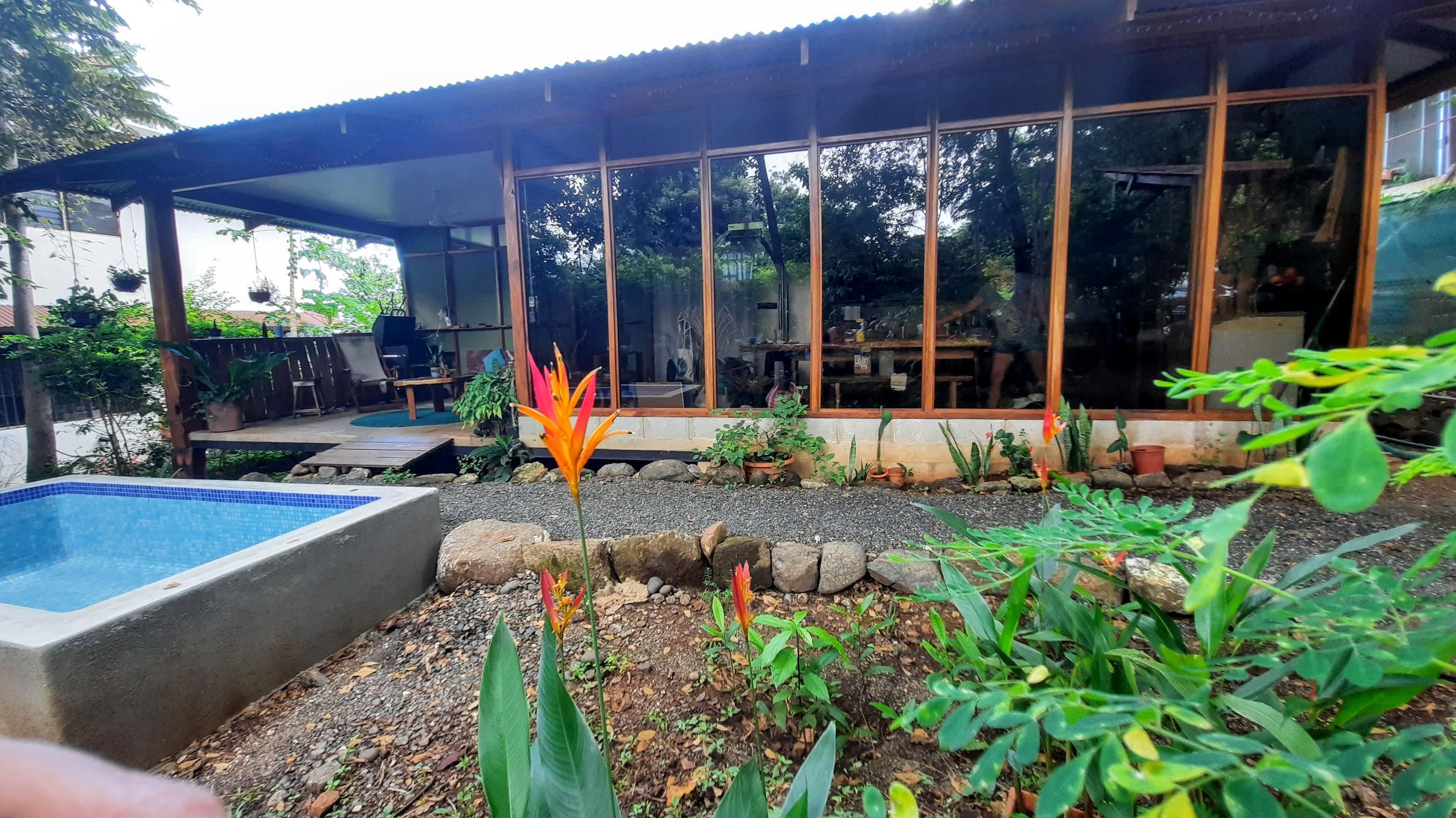Casa Laurel