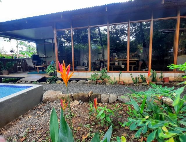 Casa Laurel