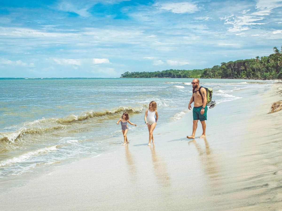 Moving to Costa Rica: Your Complete Guide to a New Life Abroad
