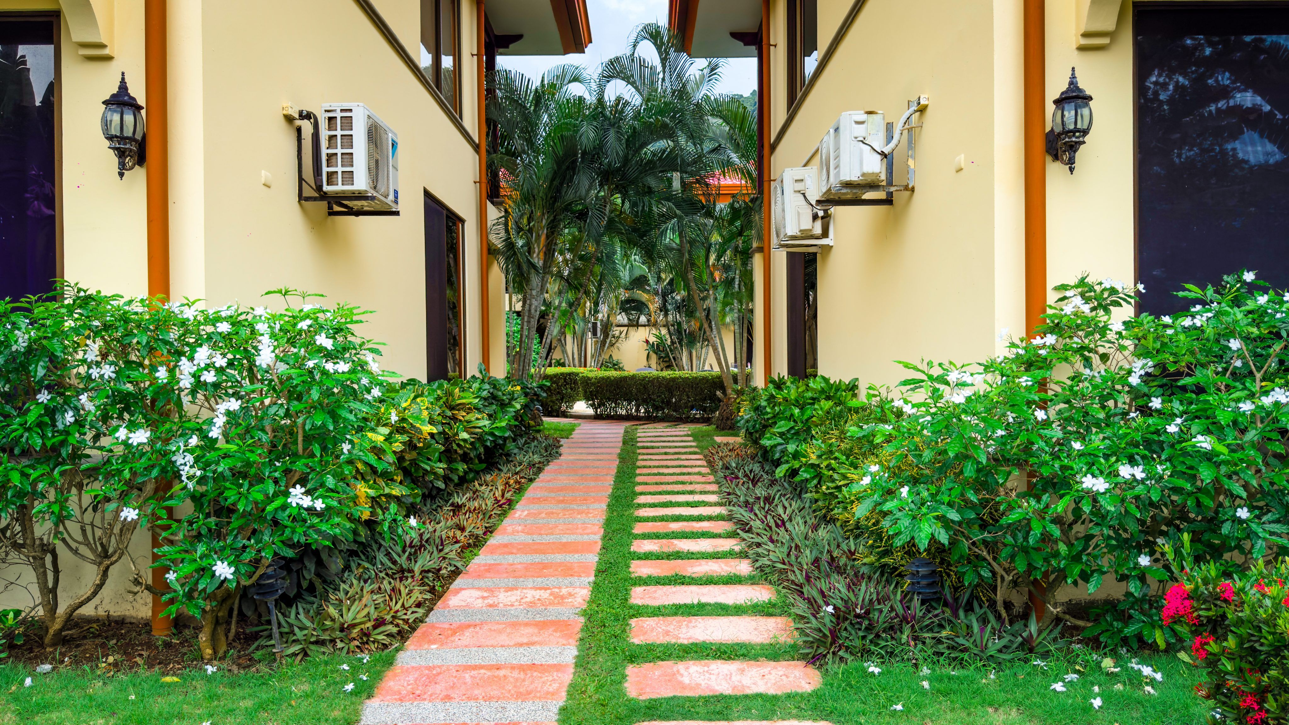 Boutique Furnished Condo in Jaco 