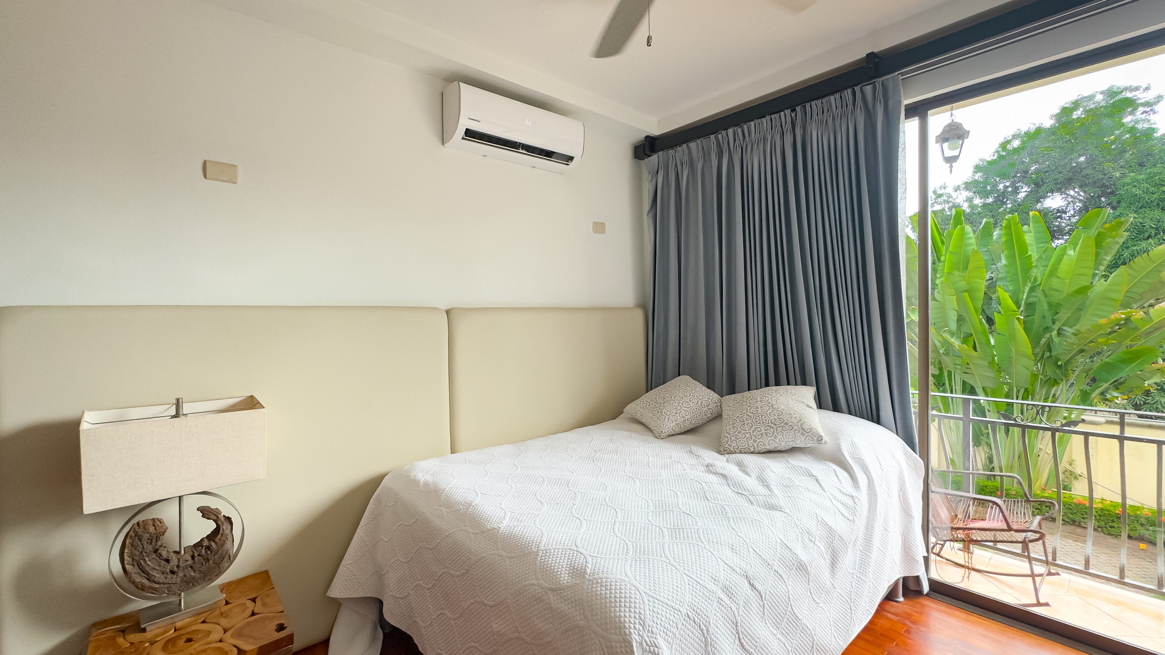 Boutique Furnished Condo in Jaco 
