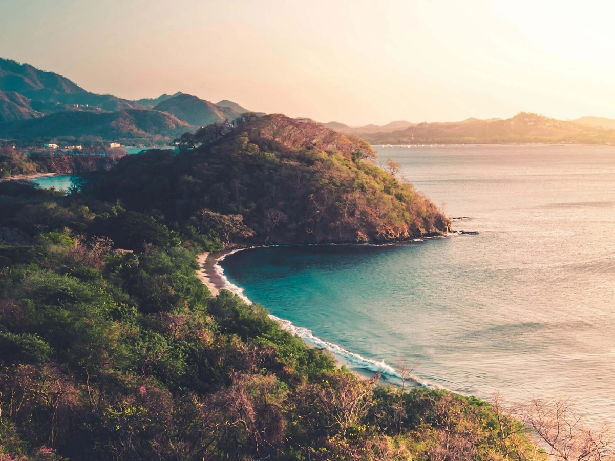 Digital Nomad Hotspots in Costa Rica (2026 Guide)