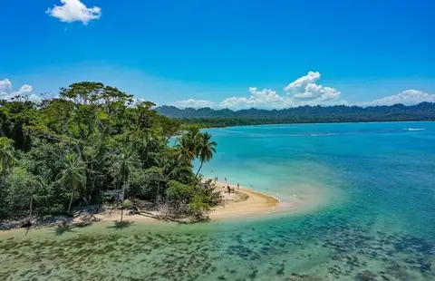 cahuita beach costa rica