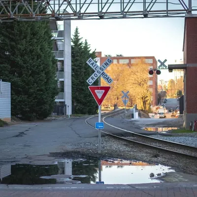 Railroad Crossing | Close