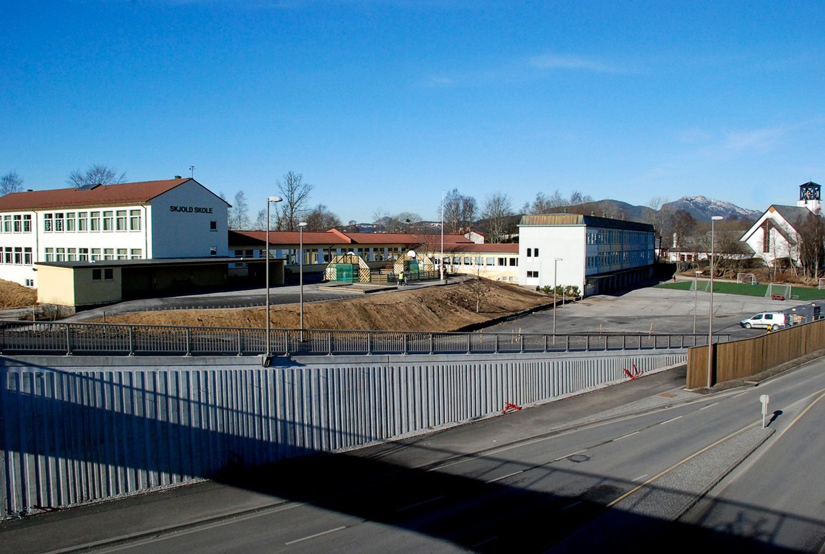 SPILLDAG PÅ BARNESKOLE: Skjold