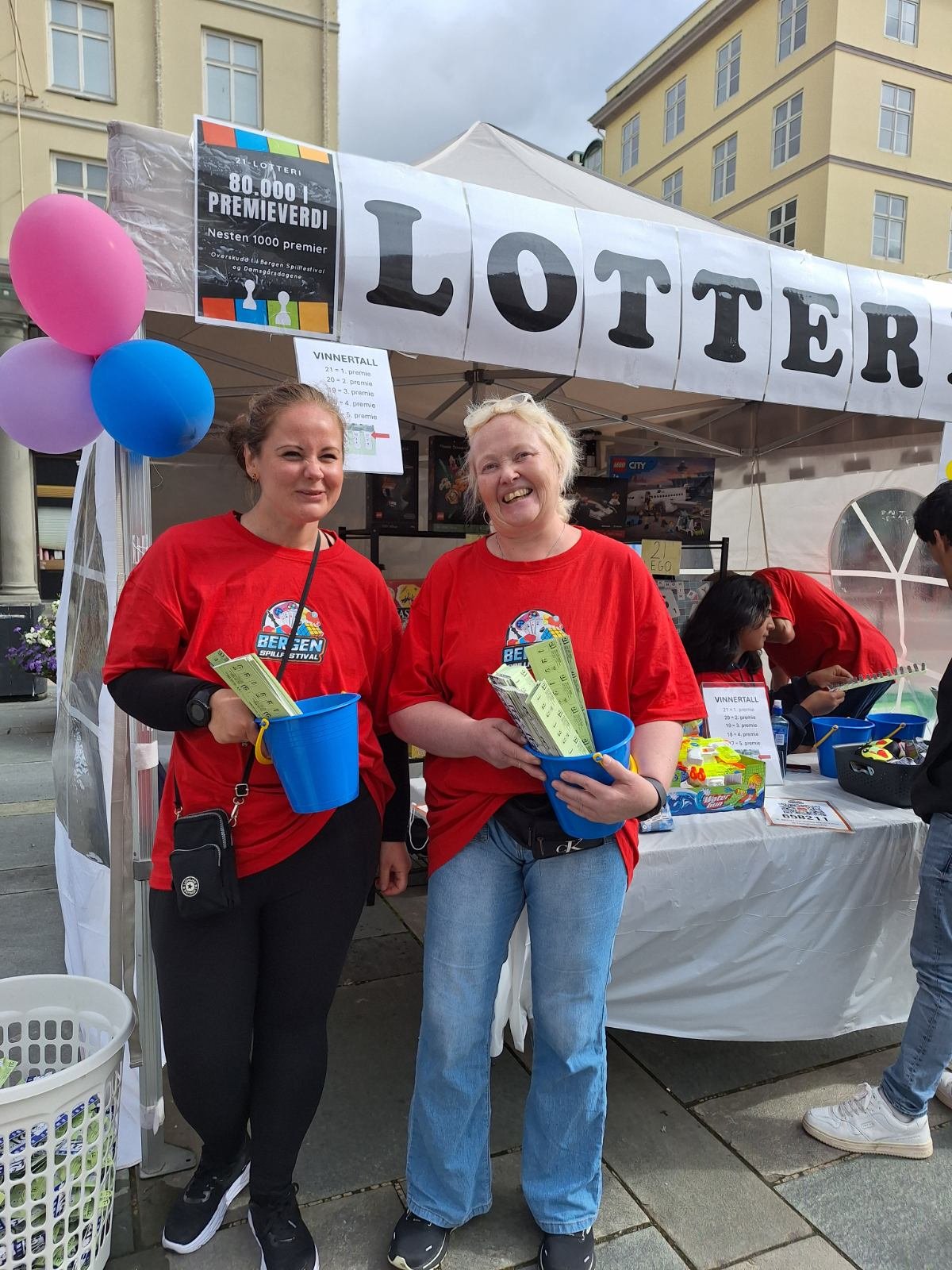 LOTTERI: Vinn LEGO og andre flotte premier