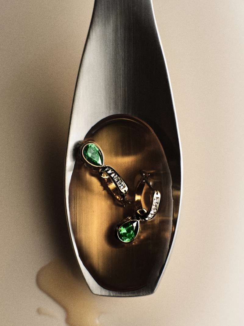 Still life photograph by Samuel Bristow