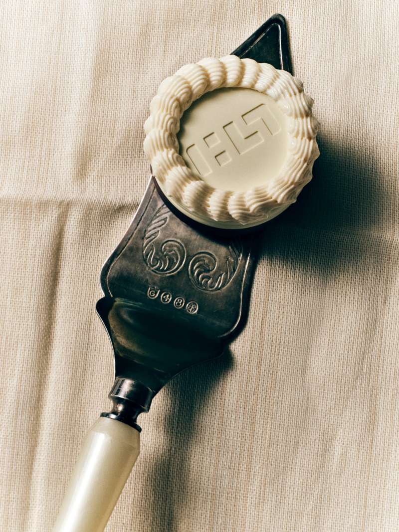 Still life photograph by Samuel Bristow