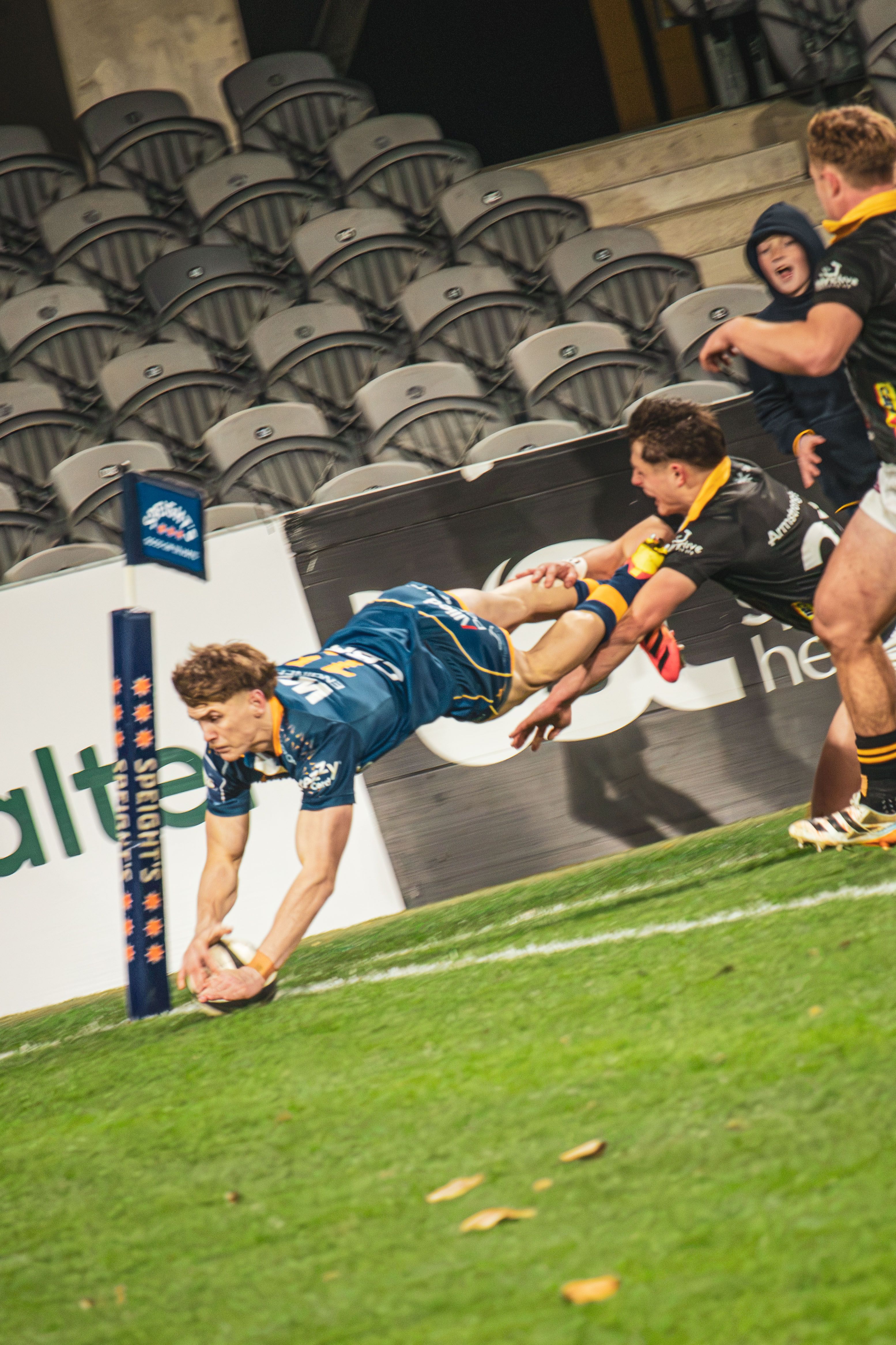 Sam Nemec-Vial scores in the corner