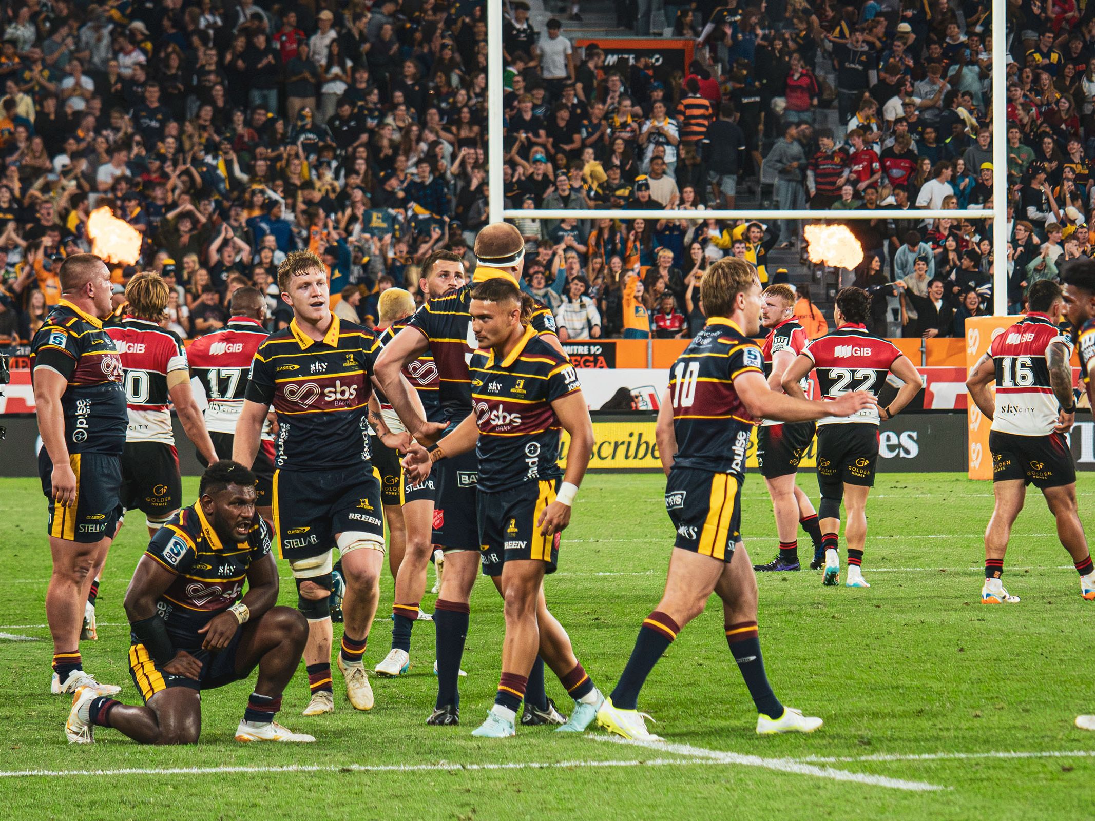 Highlanders v Crusaders