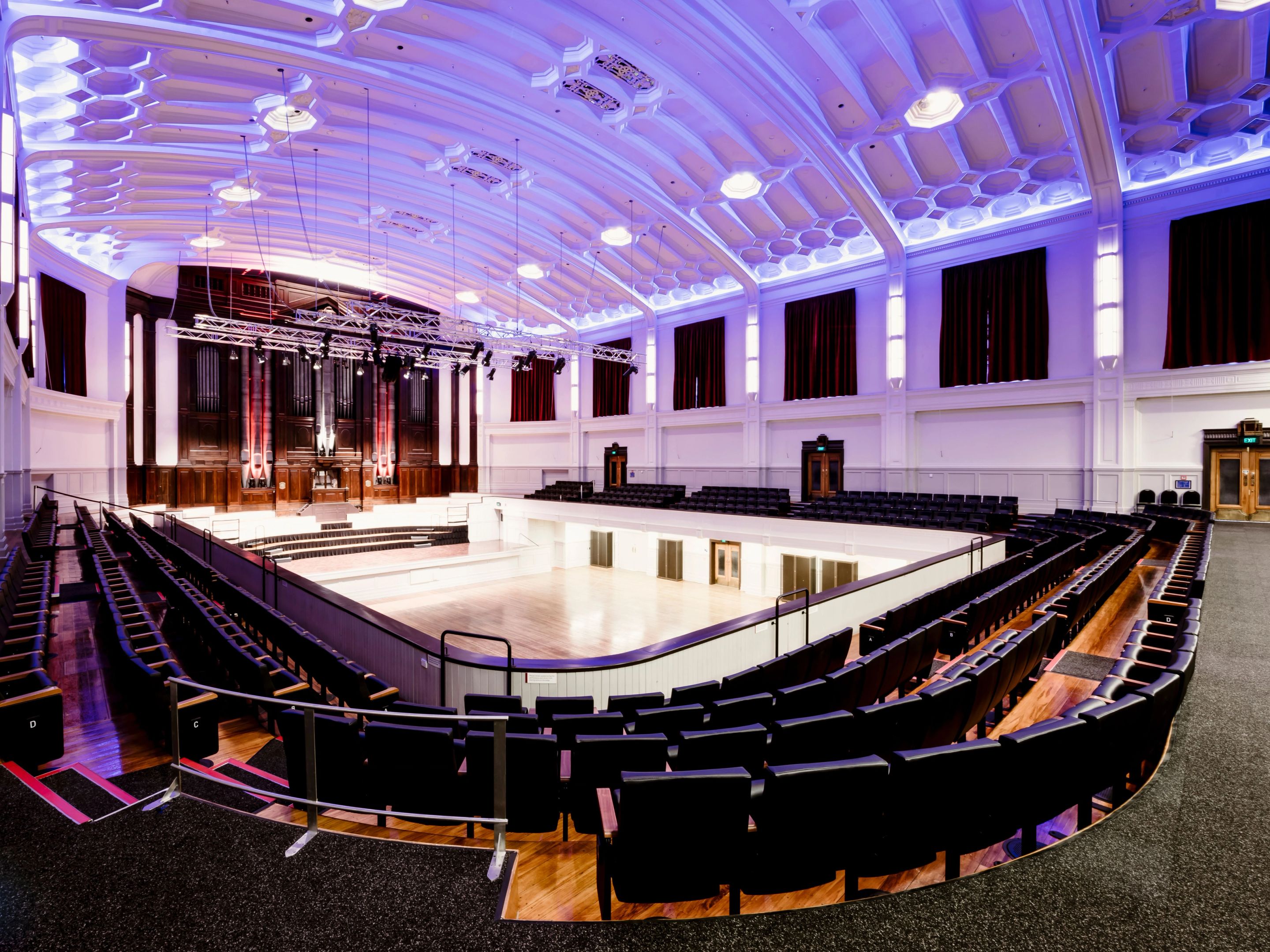 Dunedin Town Hall