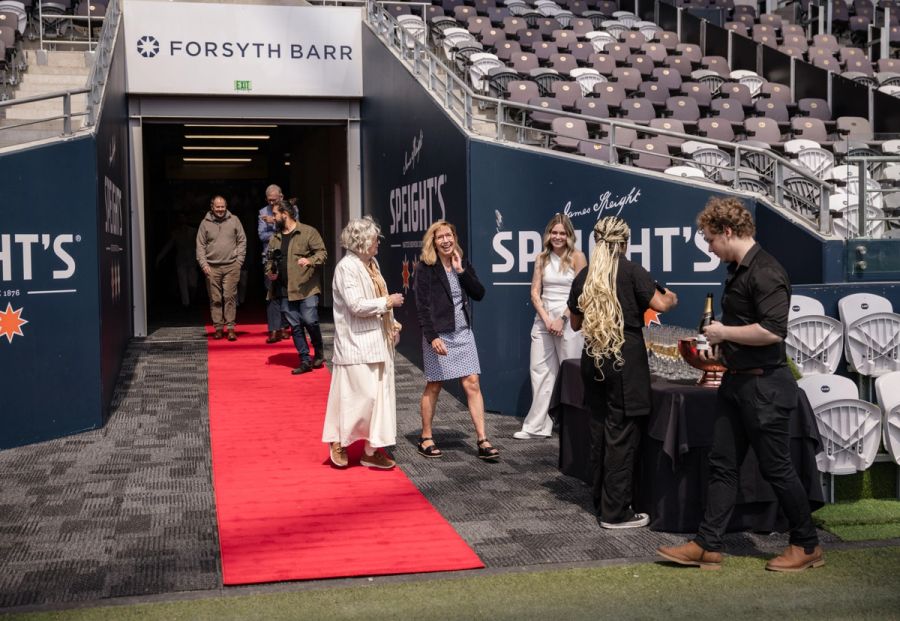 arriving on a red carpet