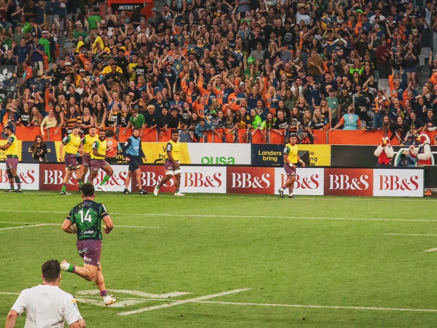 Highlanders v Waratahs