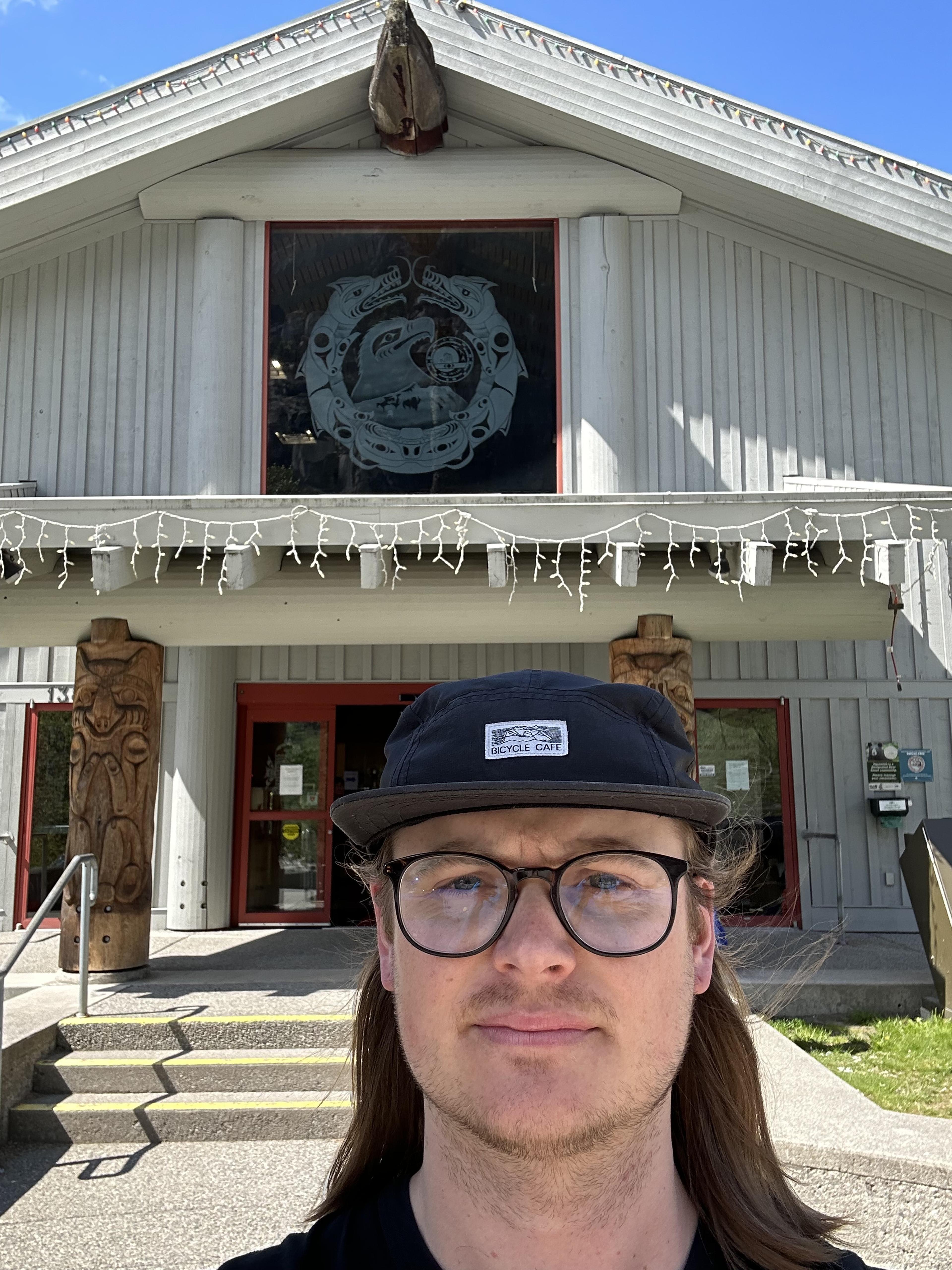 Sam's selfie game is strong 🤳🏽 at Squamish Totem Hall